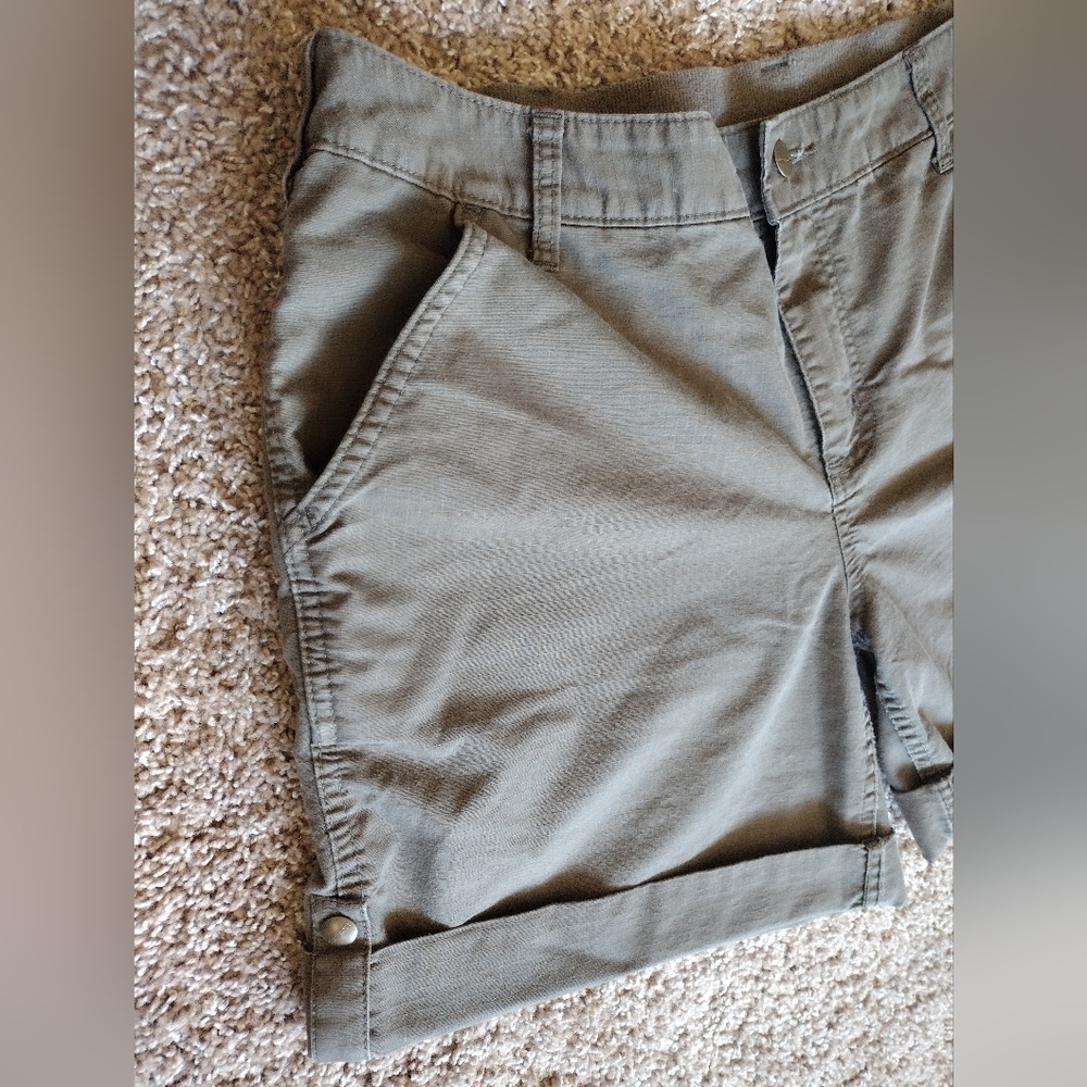 Carhartt Original Fit Smithville Roll Tab Shorts - Picture 3 of 11